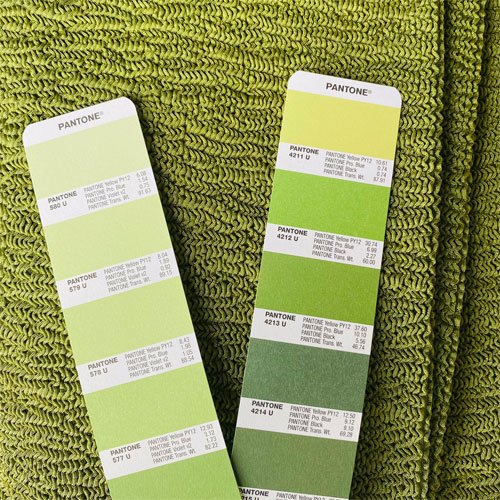 Knittingham Pantone Colour Matching